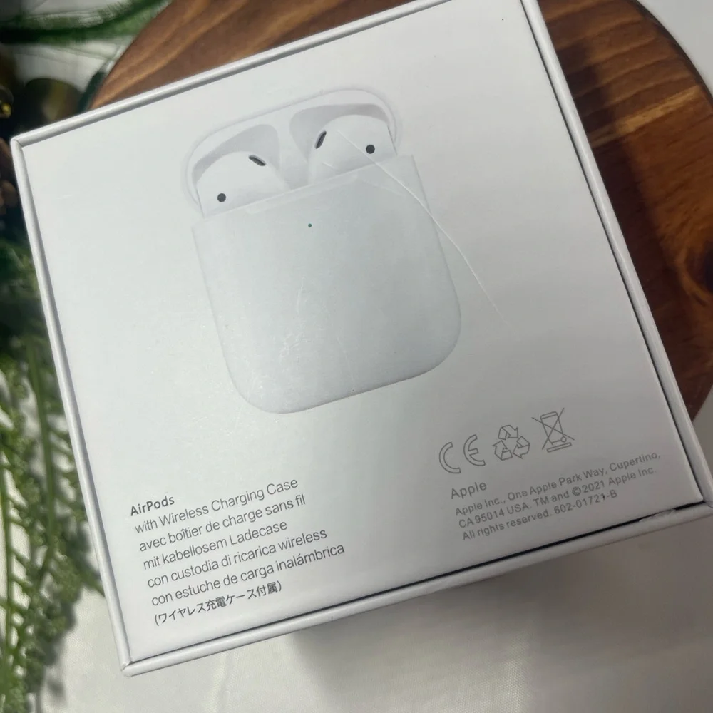 Apple AirPods Wireless Charging Case Empty Box Only (No AirPods / No Case)